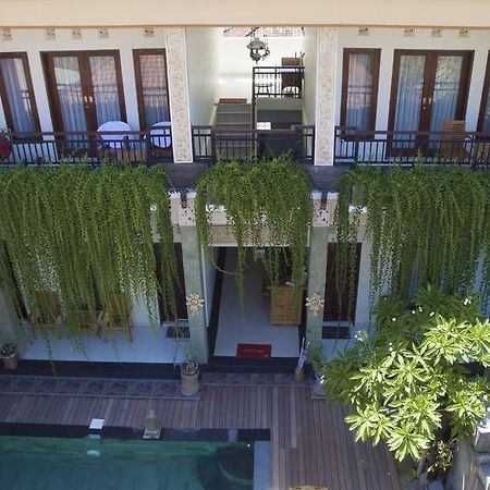 Pujihouse One Apartment Legian Exterior foto